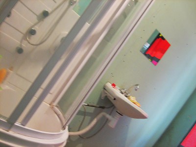 Ванная комната в недорогой гостинице Тапки в Петербурге