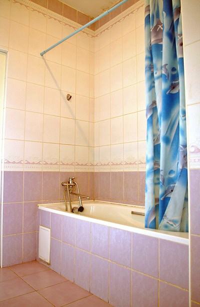 Ванная комната в хостеле Юлана на Фурштатской в Петербурге