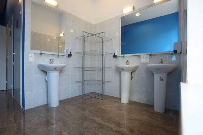 Ванная комната в ЕвроХостел Спб на Невском проспекте в Петерубрге